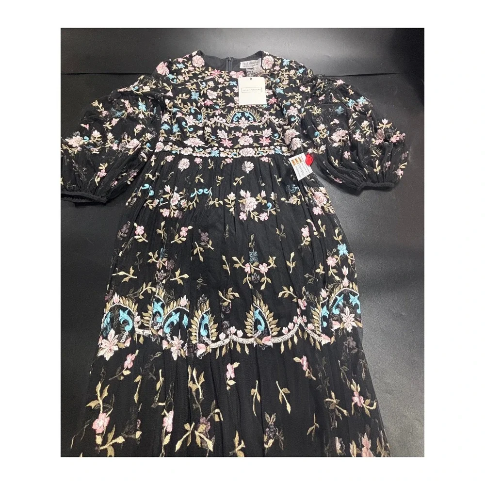 Mac‎ Duggal 35111 Black Floral Embroidered Mesh Maxi Gown Dress Size 8 NEW